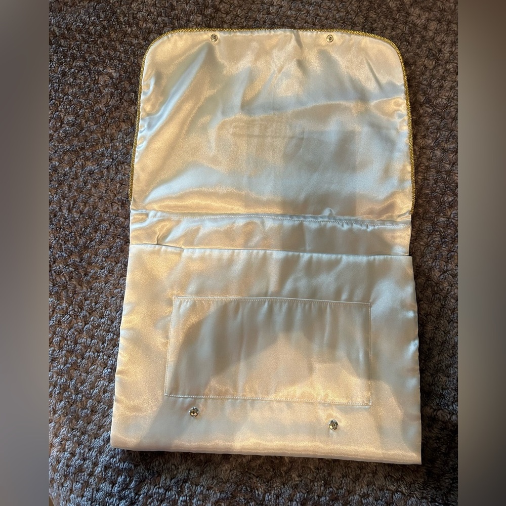 Like New Vintage Victoria's Secret Lingerie Bag - Picture 3 of 3